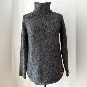 Warm turtleneck sweater by Michael Kors